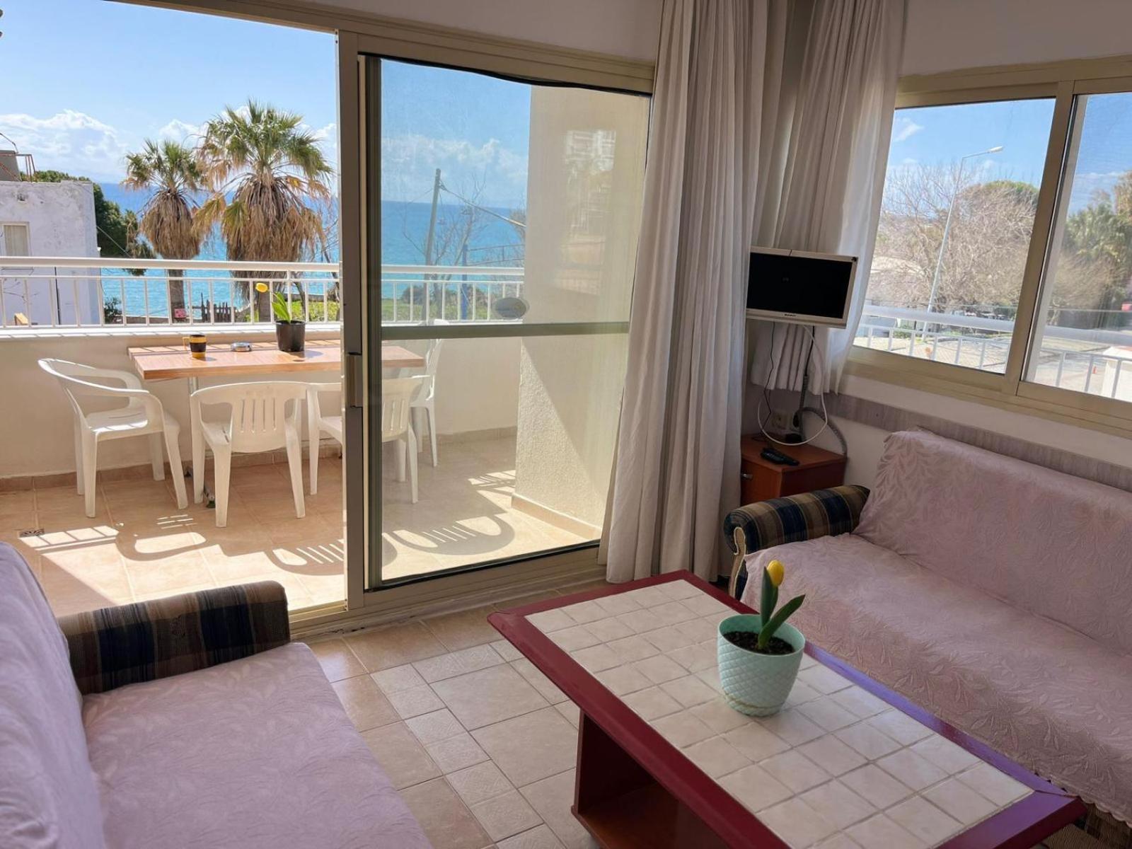 Holiday Apart 50 Meters To Beach, Sea View Apartments Didim Extérieur photo